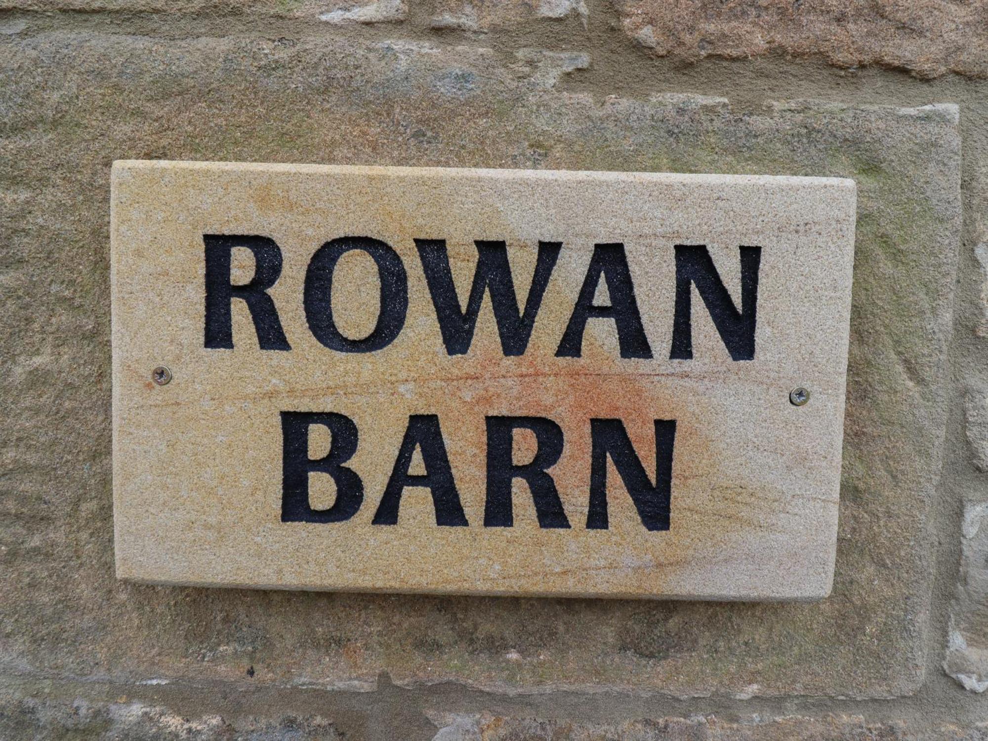 Rowan Barn Villa เฮกแซม ภายนอก รูปภาพ
